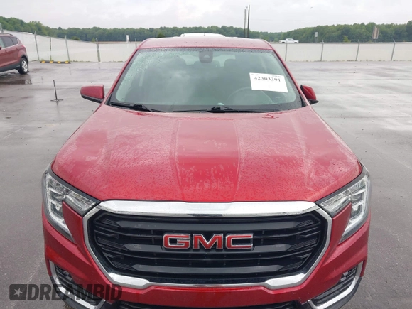 2023 GMC Terrain SLE z VIN 3GKALMEG7PL217846, wystawiony jako IAAI lot #42303391 z przebiegiem 14 149 mil mil oraz . Historia ofert i sprzedaży dostępna na DreamBid. Obrazek 6.