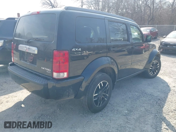2010 Dodge Nitro SXT with VIN 1D4PU5GK0AW134368, listed as a IAAI auction lot 41786095 with 117,563 mi miles and . Bid and sale history available at DreamBid. Image 4.