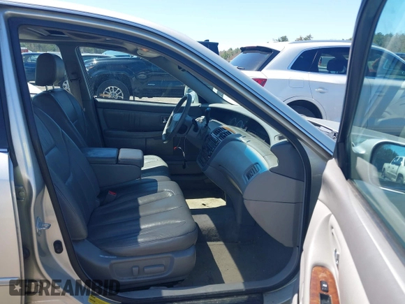 2000 Toyota Avalon XL with VIN 4T1BF28B1YU079493, listed as a IAAI auction lot 42122532 with 154,765 mi miles and . Bid and sale history available at DreamBid. Image 5.