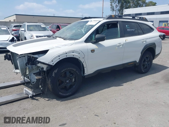 2024 Subaru Outback Wilderness z VIN 4S4BTGUD2R3164461, wystawiony jako IAAI lot #42292989 z przebiegiem 7 068 mil mil oraz . Historia ofert i sprzedaży dostępna na DreamBid. Obrazek 2.