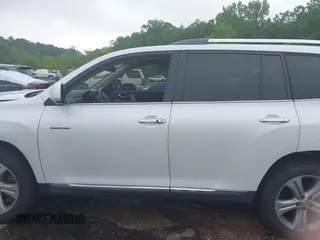2012 Toyota Highlander Limited с VIN 5TDYK3EHXCS065369, выставлен на аукционе IAAI как лот 42103122 с пробегом 174 310 миль миль и . История ставок и продаж доступна на DreamBid. Изображение 15.