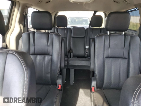2015 Chrysler Town & Country Touring L with VIN 2C4RC1CG0FR513812, listed as a Copart auction lot 77467854 with 157,196 mi miles and Clean Title. Bid and sale history available at DreamBid. Image 10.