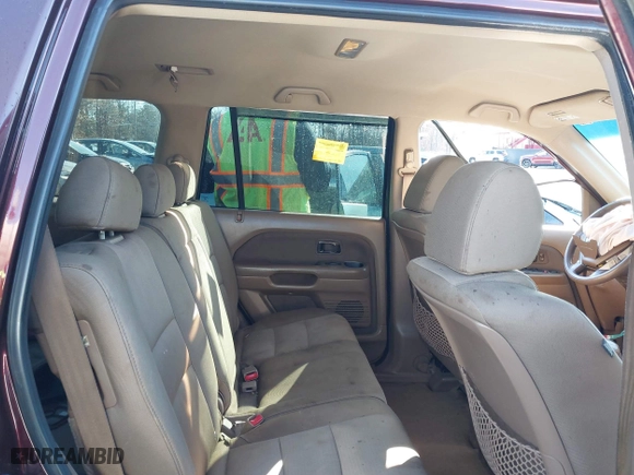2007 Honda Pilot LX with VIN 2HKYF18167H510970, listed as a IAAI auction lot 40827681 with 119,011 mi miles. Bid and sale history available at carsss.com. Image 8.