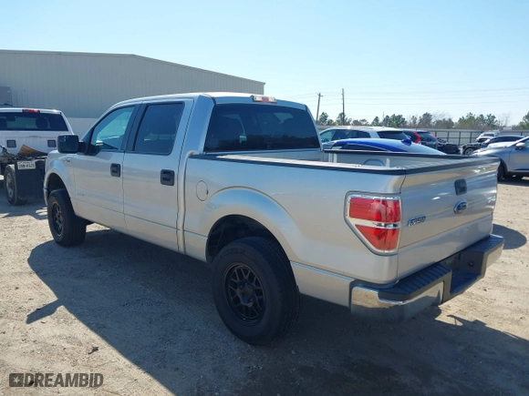 2013 Ford F-150 XL with VIN 1FTFW1CT2DFB23323, listed as a IAAI auction lot 41483856 with 272,488 mi miles. Bid and sale history available at carsss.com. Image 3.
