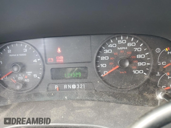 2005 Ford F-350 XL z VIN 1FTWF31P05EB41019, wystawiony jako Copart lot #82401704 z przebiegiem 114 329 mil mil oraz Szkoda całkowita • Salvage title. Historia ofert i sprzedaży dostępna na DreamBid. Obrazek 9.