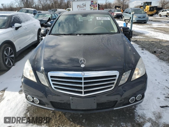 2011 Mercedes-Benz E 350 Luxury with VIN WDDHF8HB1BA371256, listed as a Copart auction lot 41592315 with 137,804 mi miles and Salvage Title. Bid and sale history available at DreamBid. Image 5.