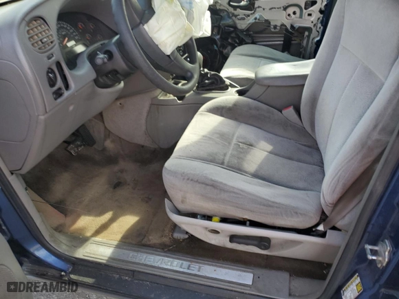 2005 Chevrolet TrailBlazer LS with VIN 1GNDS13S452267546, listed as a Copart auction lot 42613925 with NaN miles and Salvage Title. Bid and sale history available at carsss.com. Image 7.