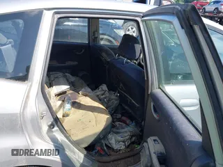 2012 Honda Fit Sport с VIN JHMGE8H53CC004656, выставлен на аукционе IAAI как лот 42484472 с пробегом Не указан миль и . История ставок и продаж доступна на DreamBid. Изображение 8.