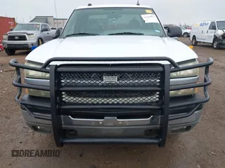 2004 Chevrolet Silverado 1500 with VIN 1GCEK19T94E112663, listed as a IAAI auction lot 41449079 with 174,068 mi miles and . Bid and sale history available at DreamBid. Image 6.