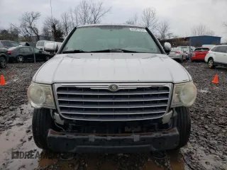 2008 Chrysler Aspen Limited z VIN 1A8HW58238F113964, wystawiony jako Copart lot #44361914 z przebiegiem 143 353 mil mil oraz Szkoda całkowita • Salvage title. Historia ofert i sprzedaży dostępna na DreamBid. Obrazek 5.