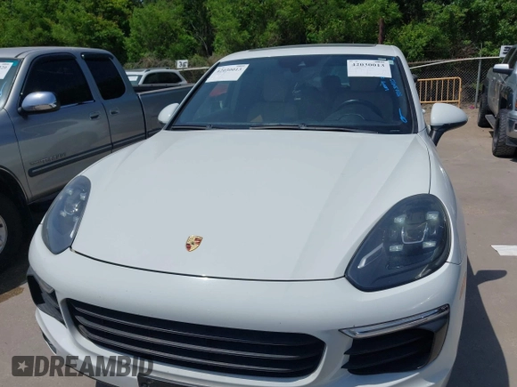 2017 Porsche Cayenne S z VIN WP1AB2A20HLA50805, wystawiony jako IAAI lot #42030013 z przebiegiem 123 578 mil mil oraz . Historia ofert i sprzedaży dostępna na DreamBid. Obrazek 12.