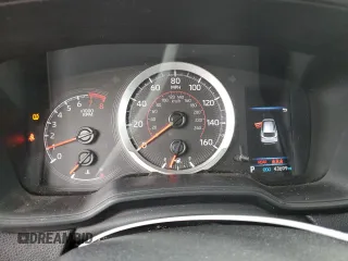 2022 Toyota Corolla Cross LE z VIN 7MUBAABG2NV007483, wystawiony jako Copart lot #55647665 z przebiegiem 43 699 mil mil oraz Szkody całkowita. Historia ofert i sprzedaży dostępna na DreamBid. Obrazek 9.
