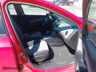 2015 Chevrolet Cruze LS with VIN 1G1PA5SH8F7140379, listed as a IAAI auction lot 41816936 with 169,717 mi miles. Bid and sale history available at carsss.com. Image 5.