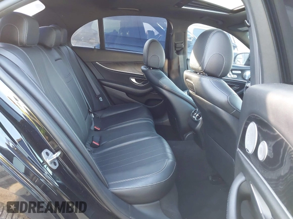 2018 Mercedes-Benz E-Class E 300 with VIN WDDZF4JB7JA468452, listed as a IAAI auction lot 41441293 with 87,552 mi miles. Bid and sale history available at carsss.com. Image 8.