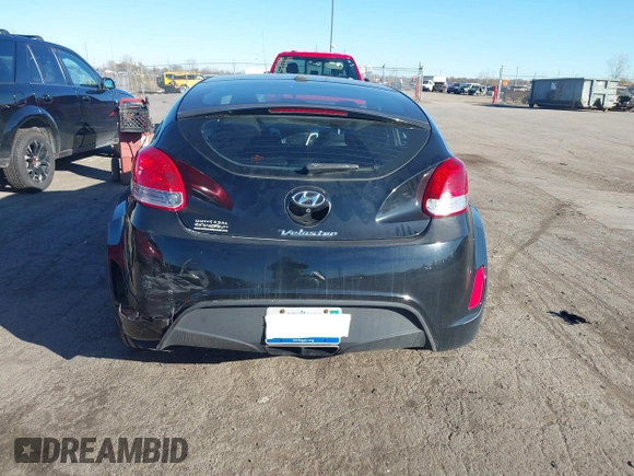 2016 Hyundai Veloster z VIN KMHTC6AD6GU299405, wystawiony jako IAAI lot #40846986 z przebiegiem 48 262 mil mil oraz . Historia ofert i sprzedaży dostępna na DreamBid. Obrazek 17.