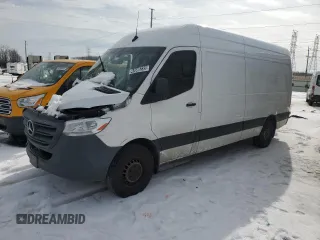 2021 Mercedes-Benz Sprinter Cargo with VIN W1W40CHY2MT051568, listed as a Copart auction lot 44686235 with 84,249 mi miles and Clean Title. Bid and sale history available at carsss.com. Image 1.