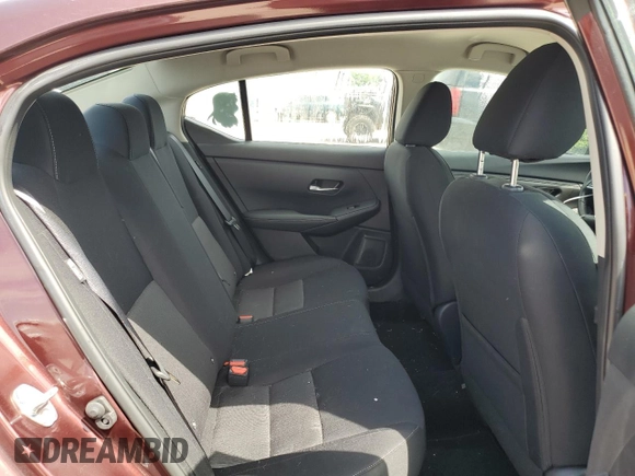 2023 Nissan Sentra SV z VIN 3N1AB8CV8PY292990, wystawiony jako Copart lot #55597235 z przebiegiem 7 350 mil mil oraz Szkoda całkowita • Salvage title. Historia ofert i sprzedaży dostępna na DreamBid. Obrazek 10.