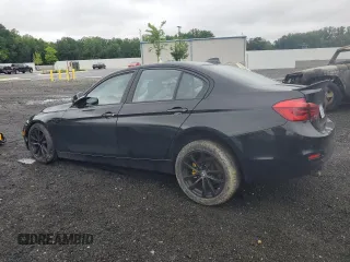 2017 BMW 3 Series 320i xDrive z VIN WBA8A3C34HA067209, wystawiony jako Copart lot #61074805 z przebiegiem 93 838 mil mil oraz Szkoda całkowita • Salvage title. Historia ofert i sprzedaży dostępna na DreamBid. Obrazek 2.