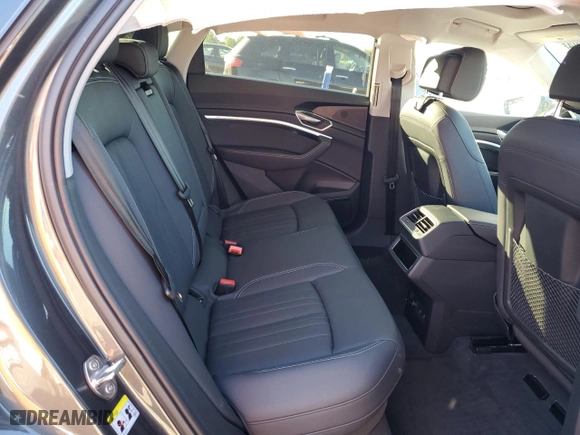 2022 Audi e-tron Sportback S line Premium Plus with VIN WA12AAGE3NB019435, listed as a Copart auction lot 75157504 with 38,343 mi miles and Salvage Title. Bid and sale history available at carsss.com. Image 11.