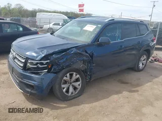 2018 Volkswagen Atlas SE with VIN 1V2KR2CA8JC575136, listed as a IAAI auction lot 42145011 with 139,107 mi miles and . Bid and sale history available at DreamBid. Image 17.