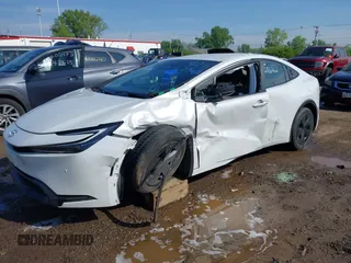 2023 Toyota Prius LE z VIN JTDACAAU7P3009676, wystawiony jako IAAI lot #42186462 z przebiegiem 31 567 mil mil oraz . Historia ofert i sprzedaży dostępna na DreamBid. Obrazek 6.