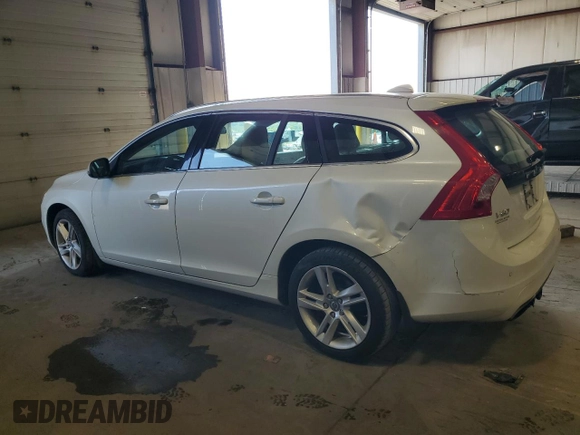 2015 Volvo V60 с VIN YV126MEC0F1205624, выставлен на аукционе Copart как лот 70863984 с пробегом 128 952 миль миль и Списание • Salvage title. История ставок и продаж доступна на DreamBid. Изображение 2.