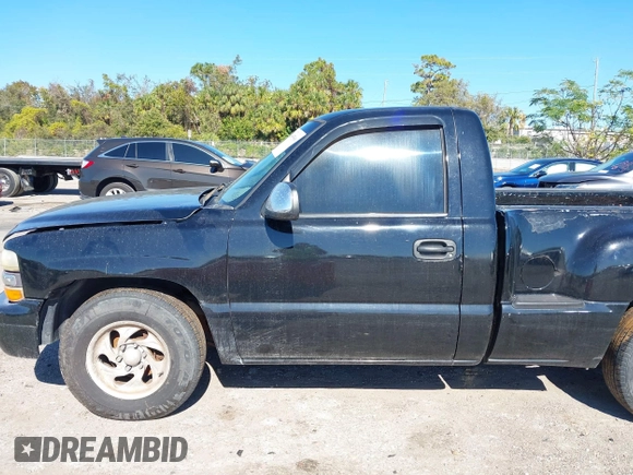 2002 Chevrolet Silverado 1500 with VIN 1GCEC14V22Z138422, listed as a IAAI auction lot 40975500 with Not Provided miles. Bid and sale history available at carsss.com. Image 15.
