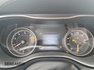 2019 Jeep Cherokee Limited с VIN 1C4PJLDB1KD488377, выставлен на аукционе Copart как лот 56537435 с пробегом 58 367 миль миль и Списание • Salvage title. История ставок и продаж доступна на DreamBid. Изображение 9.