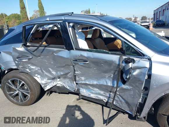 2024 Lexus RX 350 with VIN JTJCHMAA2R2020186, listed as a IAAI auction lot 40822228 with 3,508 mi miles and . Bid and sale history available at DreamBid. Image 14.