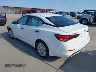 2024 Nissan Sentra S z VIN 3N1AB8BV8RY241364, wystawiony jako IAAI lot #39999788 z przebiegiem 8 509 mil mil oraz . Historia ofert i sprzedaży dostępna na DreamBid. Obrazek 3.