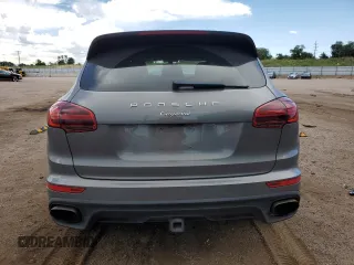 2016 Porsche Cayenne z VIN WP1AA2A21GKA10062, wystawiony jako Copart lot #64639685 z przebiegiem 52 962 mil mil oraz Szkoda całkowita • Salvage title. Historia ofert i sprzedaży dostępna na DreamBid. Obrazek 6.