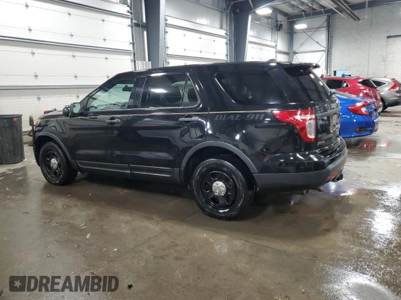 2015 Ford Utility Police Interceptor with VIN 1FM5K8AR2FGC27021, listed as a Copart auction lot 83023624 with 145,867 mi miles and Salvage Title. Bid and sale history available at carsss.com. Image 2.