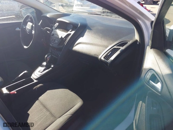2018 Ford Focus SE with VIN 1FADP3F2XJL315773, listed as a IAAI auction lot 41298775 with 104,479 mi miles. Bid and sale history available at carsss.com. Image 5.