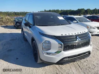2023 Mitsubishi Outlander SEL with VIN JA4J3VA89PZ010457, listed as a IAAI auction lot 40699749 with 10,429 mi miles. Bid and sale history available at carsss.com. Image 1.