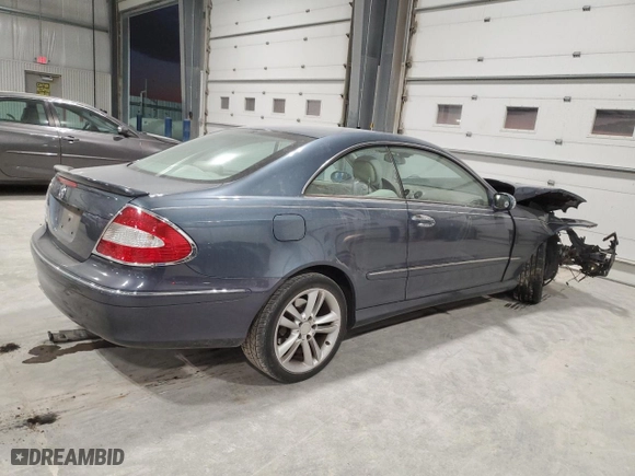 2006 Mercedes-Benz CLK-Class 3.5L with VIN WDBTJ56J86F176449, listed as a Copart auction lot 88225595 with 0 mi miles and Salvage Title. Bid and sale history available at carsss.com. Image 3.