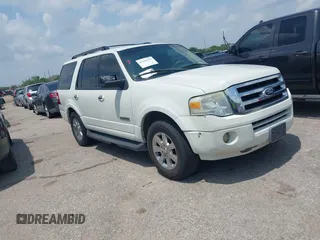 2008 Ford Expedition SSV с VIN 1FMFU155X8LA25115, выставлен на аукционе IAAI как лот 42105135 с пробегом 234 189 миль миль и . История ставок и продаж доступна на DreamBid. Изображение 1.