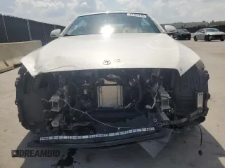 2019 Mercedes-Benz C 300 z VIN WDDWK8DB4KF796515, wystawiony jako Copart lot #57394145 z przebiegiem 21 854 mil mil oraz Szkoda całkowita • Salvage title. Historia ofert i sprzedaży dostępna na DreamBid. Obrazek 5.