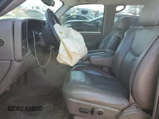 2004 Chevrolet Silverado 3500 SRW with VIN 1GCHK33264F208964, listed as a Copart auction lot 46604595 with 0 mi miles and Salvage Title. Bid and sale history available at carsss.com. Image 7.