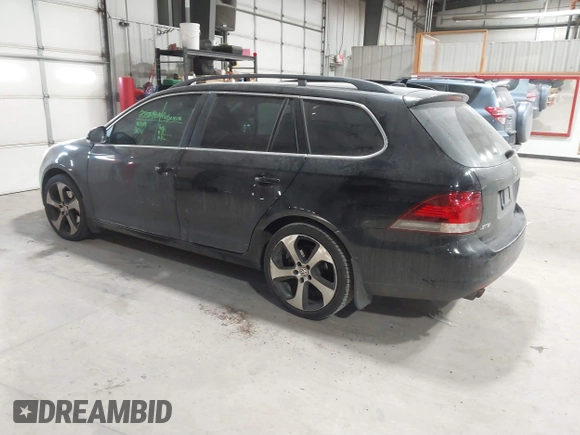 2014 Volkswagen Jetta TDI w/Sunroof z VIN 3VWPL7AJXEM602802, wystawiony jako IAAI lot #41357531 z przebiegiem 156 067 mil mil oraz . Historia ofert i sprzedaży dostępna na DreamBid. Obrazek 3.