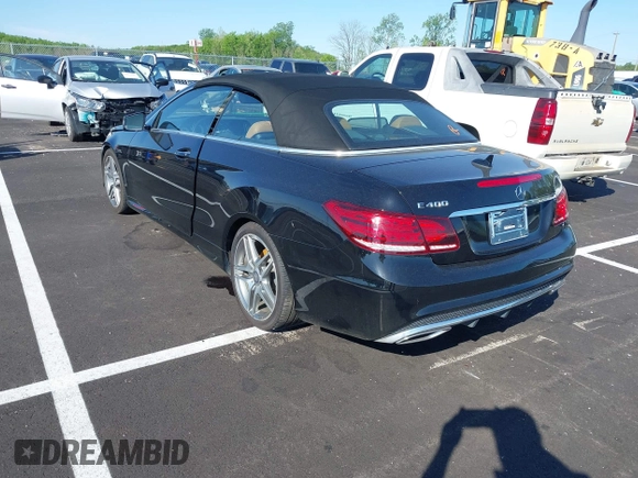 2016 Mercedes-Benz E 400 with VIN WDDKK6FF7GF334640, listed as a IAAI auction lot 42014084 with Not Provided miles and . Bid and sale history available at carsss.com. Image 3.