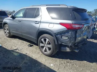 2019 Chevrolet Traverse LT Leather with VIN 1GNEVHKWXKJ320437, listed as a IAAI auction lot 41657356 with 73,161 mi miles. Bid and sale history available at carsss.com. Image 3.