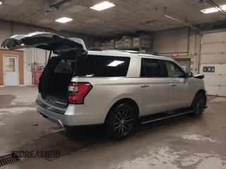 2019 Ford Expedition Max Limited z VIN 1FMJK2AT8KEA38399, wystawiony jako IAAI lot #41887955 z przebiegiem 108 631 mil mil oraz . Historia ofert i sprzedaży dostępna na DreamBid. Obrazek 4.