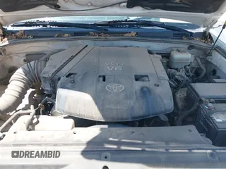 2006 Toyota 4Runner SR5 with VIN JTEZU14R760066270, listed as a IAAI auction lot 42101578 with 274,513 mi miles and . Bid and sale history available at DreamBid. Image 10.