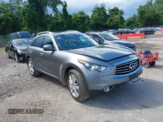 2014 Infiniti QX70 с VIN JN8CS1MW0EM411950, выставлен на аукционе IAAI как лот 42536242 с пробегом 138 490 миль миль и . История ставок и продаж доступна на DreamBid. Изображение 1.