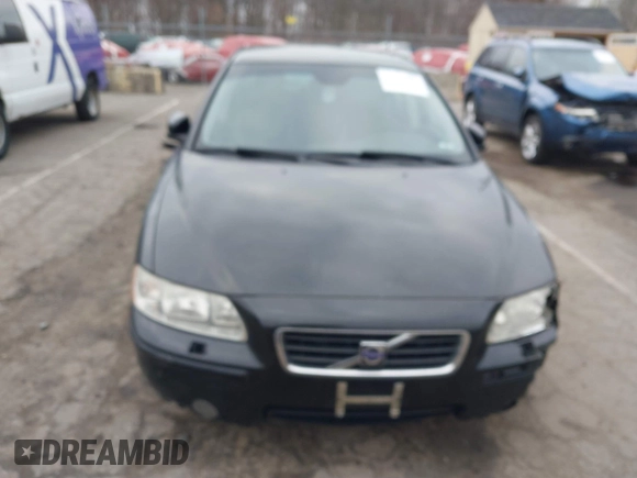 2009 Volvo S60 2.5T with VIN YV1RH592692723722, listed as a IAAI auction lot 41302600 with 126,027 mi miles. Bid and sale history available at carsss.com. Image 13.