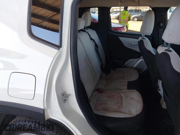 2018 Jeep Renegade Latitude with VIN ZACCJABB3JPJ23721, listed as a IAAI auction lot 41856639 with 157,578 mi miles and . Bid and sale history available at carsss.com. Image 8.