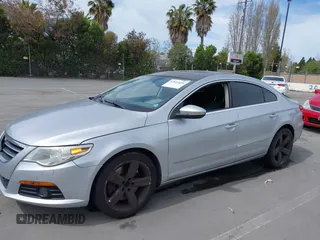 2009 Volkswagen CC 4Motion with VIN WVWGU73C49E514712, listed as a IAAI auction lot 42016839 with 1 mi miles. Bid and sale history available at carsss.com. Image 6.
