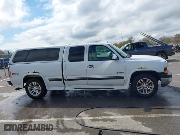 2001 Chevrolet Silverado 1500 LS with VIN 1GCEK19T21E163207, listed as a IAAI auction lot 42059312 with 253,281 mi miles and . Bid and sale history available at DreamBid. Image 13.
