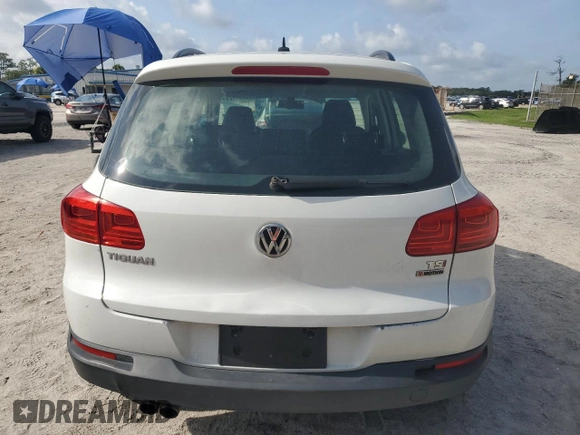 2016 Volkswagen Tiguan SE z VIN WVGBV7AX1GW528888, wystawiony jako Copart lot #59057125 z przebiegiem 143 688 mil mil oraz Czysty tytuł • Clean title. Historia ofert i sprzedaży dostępna na DreamBid. Obrazek 6.