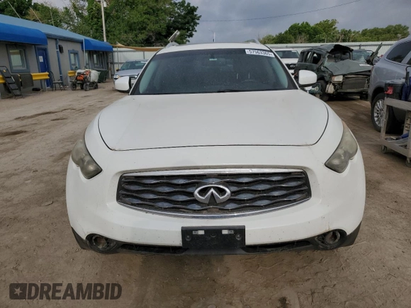 2009 Infiniti FX z VIN JNRAS18W99M157495, wystawiony jako Copart lot #57563365 z przebiegiem 219 597 mil mil oraz Szkoda całkowita • Salvage title. Historia ofert i sprzedaży dostępna na DreamBid. Obrazek 5.